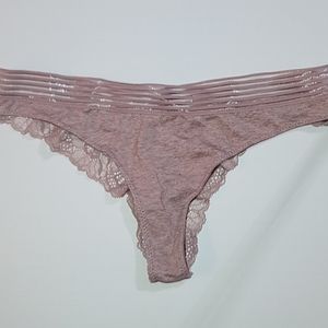 Lace back cheeky panty